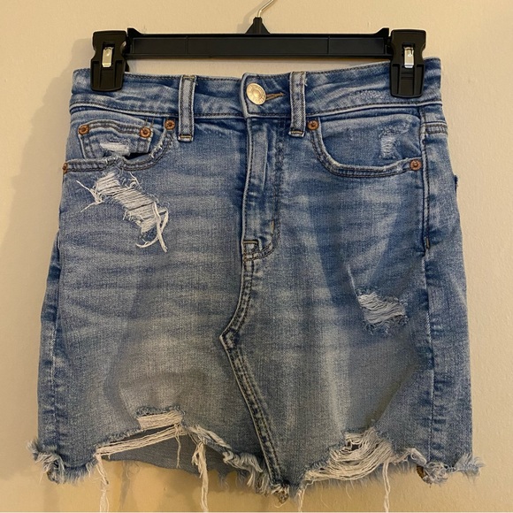 American Eagle Distressed Hi Rise Denim Skirt 00 - Picture 1 of 5